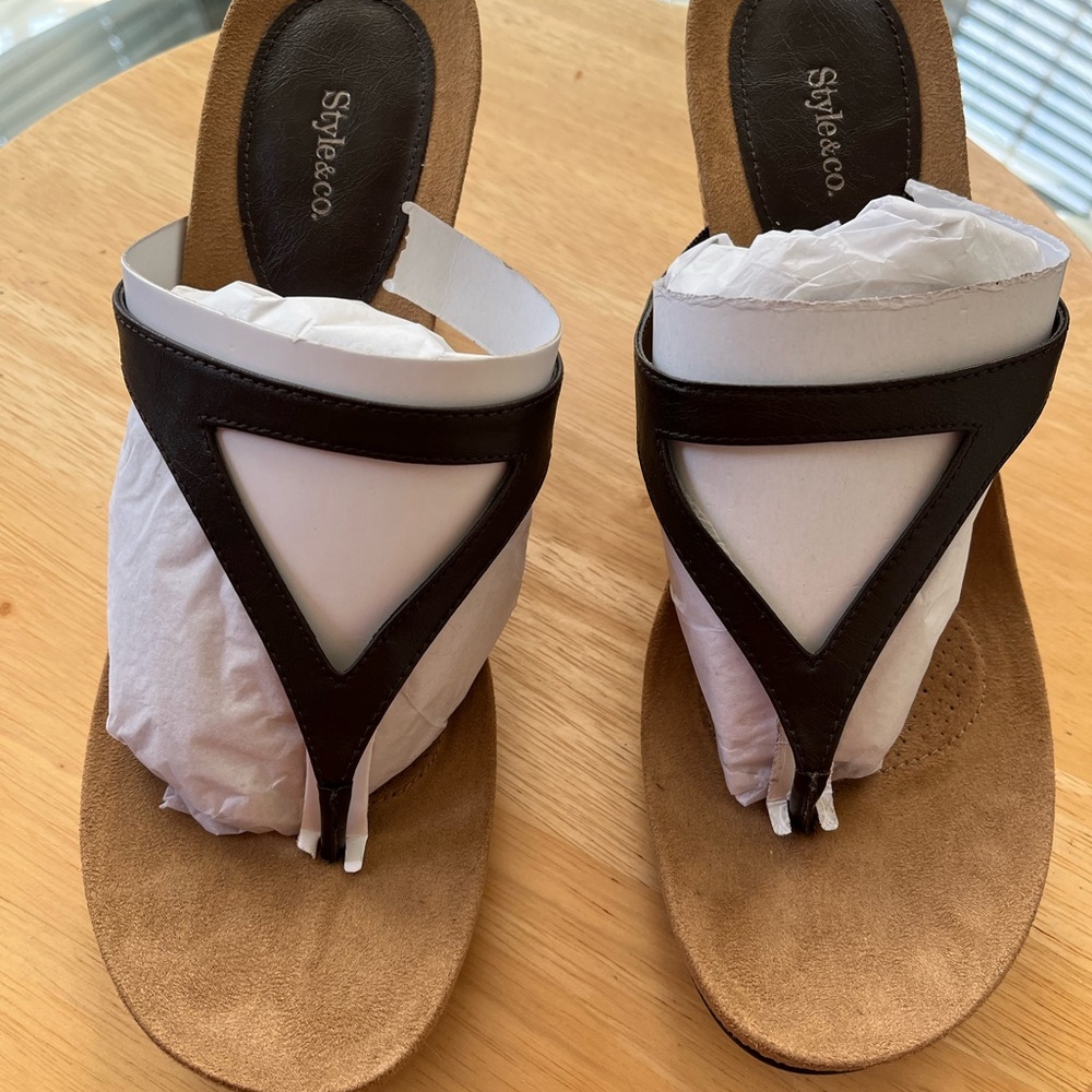 Women’s Wedge Sandals